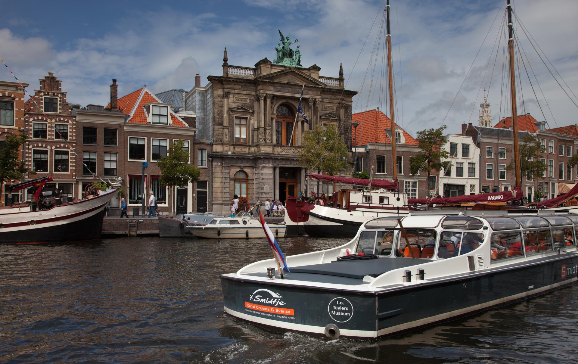 Rondvaart door Haarlem met Smidtje Canal Cruises