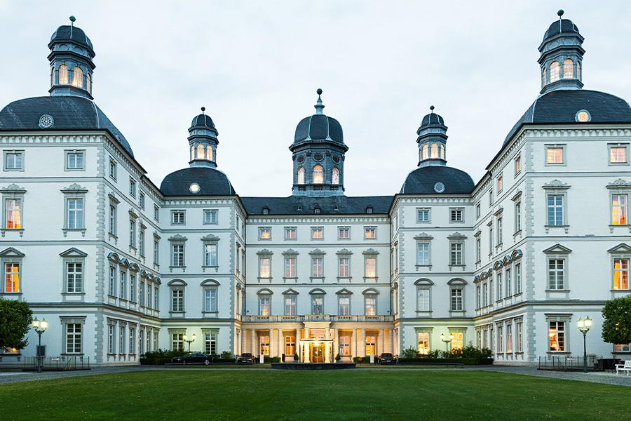 Althoff Grandhotel Schloss Bensberg*****: 5*-luxe in Duitsland incl. wellness en 4-gangendiner