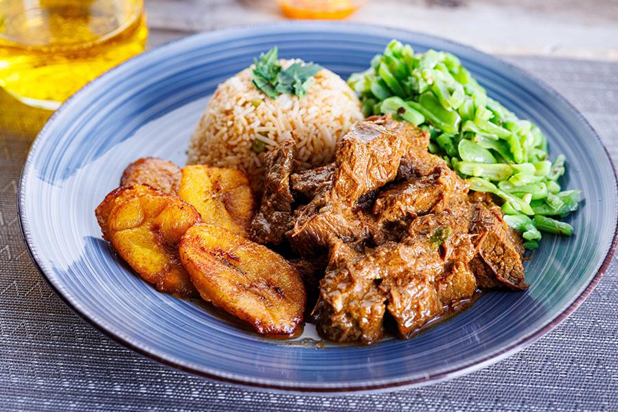 All you can eat Caribbean Soulfood bij Rox Si! in Hoofddorp