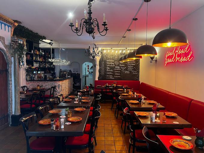 All You Can Eat tapas + sangria bij Restaurant Granada in Amsterdam